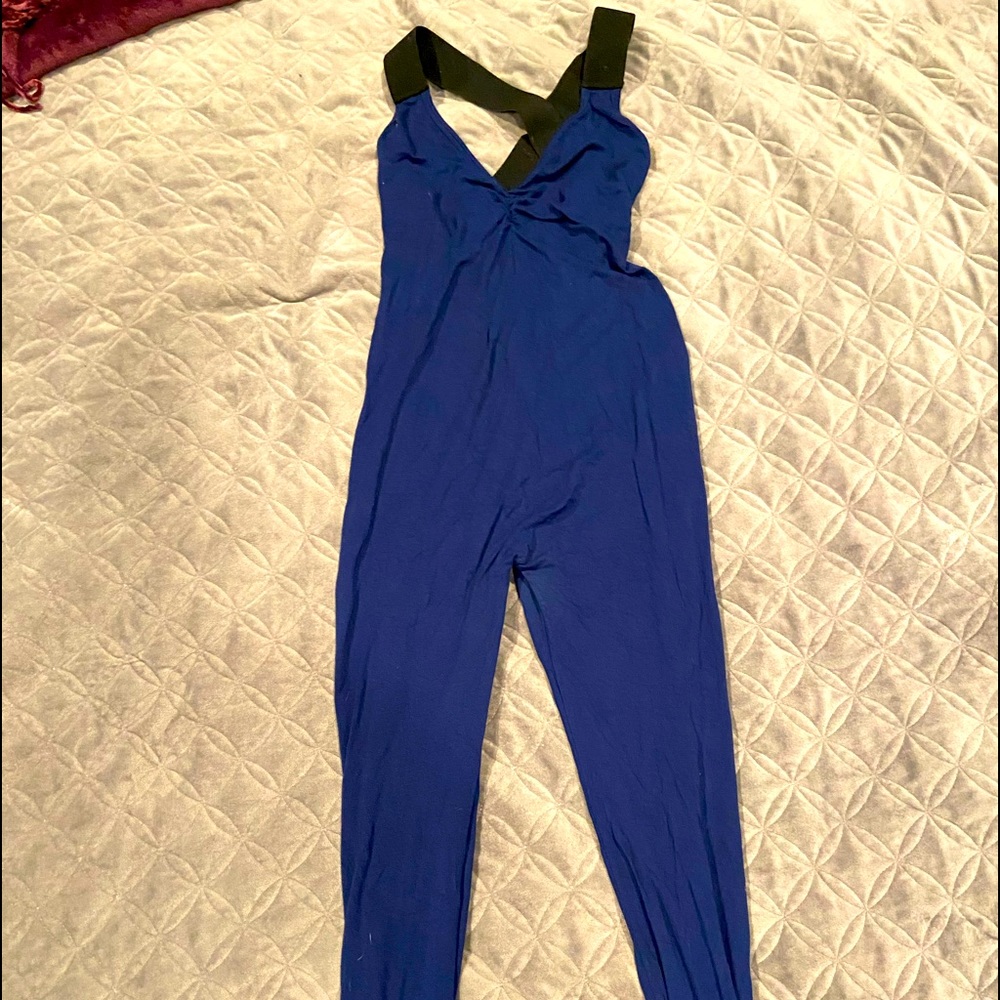 Cute booty lounge jumpsuit w scrunch butt